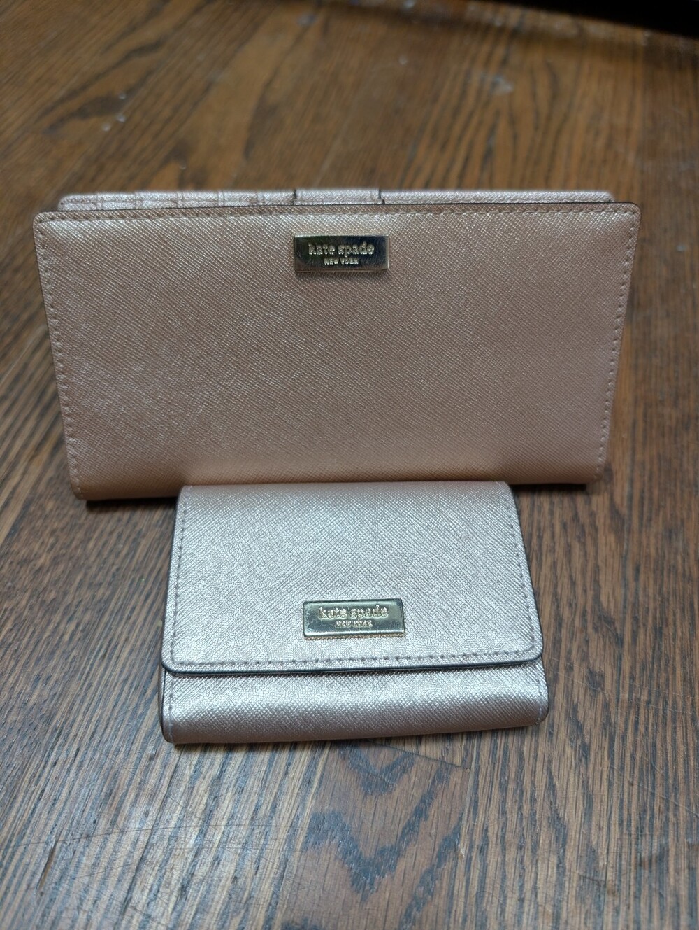 kate spade metallic rose gold wallet and card case set